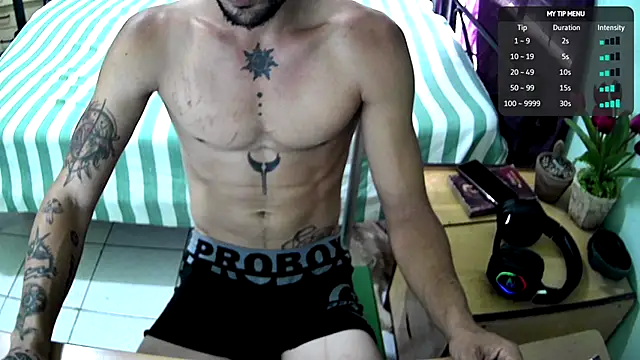 Snapshot of CubanHot27 chatting on 06-22-26, 02:25 CubanHot27 online show from 06-22-26, 02:25