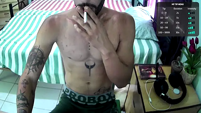 Snapshot of CubanHot27 chatting on 06-19-26, 02:56 CubanHot27 online show from 06-19-26, 02:56