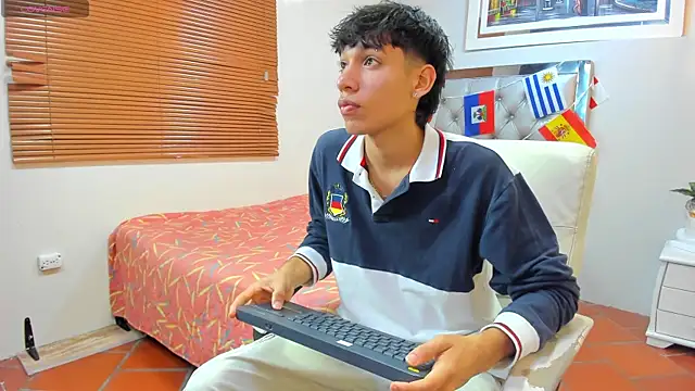 Jake Falcon online show from 07-22-26, 11:34