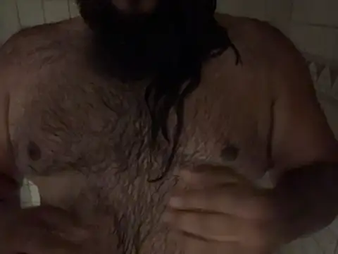 Snapshot of BearManChris chatting on 06-12-26, 06:11 BearManChris online show from 06-12-26, 06:11