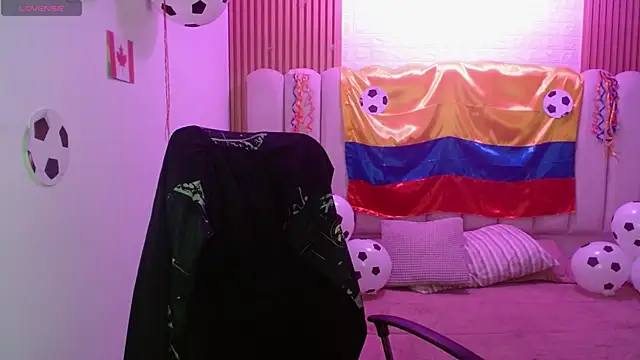 Snapshot of Sofii_tk chatting on 06-19-26, 03:34 Sofii tk online show from 06-19-26, 03:34