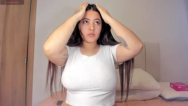 little caro online show from 07-10-26, 06:08