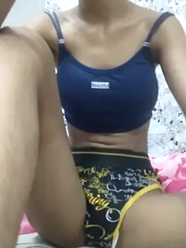   BaBy  Hot   online show from 06-11-26, 06:05