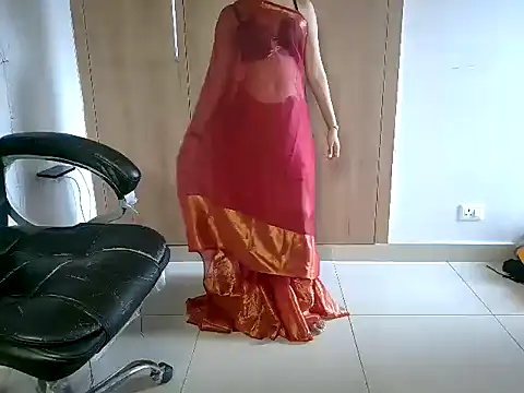 Snapshot of Sexynaina3 chatting on 06-29-26, 11:54 Sexynaina3 online show from 06-29-26, 11:54