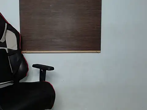 Snapshot of Sexynaina3 chatting on 07-25-26, 04:31 Sexynaina3 online show from 07-25-26, 04:31