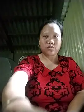 Snapshot of Chily-yy chatting on 07-27-26, 03:46 Chily-yy online show from 07-27-26, 03:46