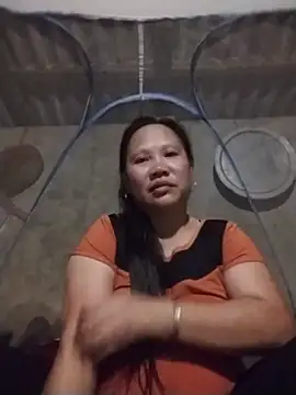 Snapshot of Chily-yy chatting on 07-13-26, 01:43 Chily-yy online show from 07-13-26, 01:43