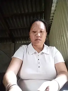 Snapshot of Chily-yy chatting on 07-18-26, 01:36 Chily-yy online show from 07-18-26, 01:36