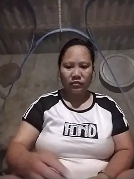 Snapshot of Chily-yy chatting on 07-09-26, 10:31 Chily-yy online show from 07-09-26, 10:31