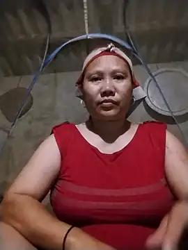 Snapshot of Chily-yy chatting on 06-27-26, 12:22 Chily-yy online show from 06-27-26, 12:22