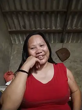 Snapshot of Chily-yy chatting on 06-24-26, 04:00 Chily-yy online show from 06-24-26, 04:00