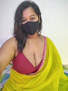Snapshot of beauty_lisa- chatting on 07-10-26, 08:42 beauty lisa- online show from 07-10-26, 08:42
