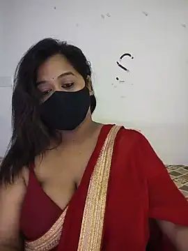 Snapshot of beauty_lisa- chatting on 07-23-26, 07:49 beauty lisa- online show from 07-23-26, 07:49
