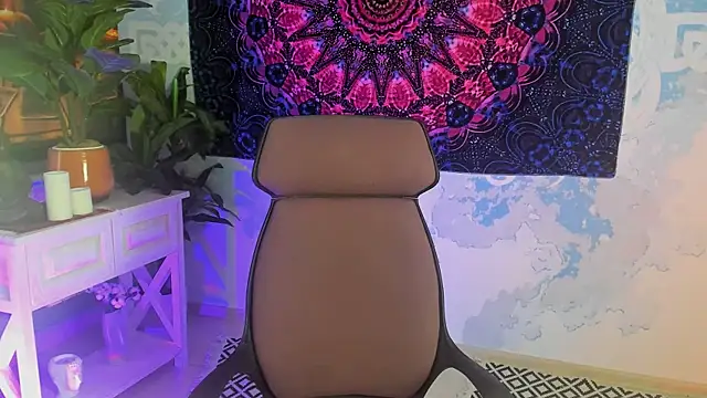 Snapshot of EvaMurller chatting on 07-25-26, 09:28 EvaMurller online show from 07-25-26, 09:28