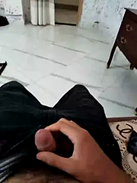 Snapshot of Hamouz31 chatting on 06-11-26, 12:24 Hamouz31 online show from 06-11-26, 12:24