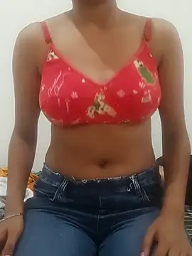 Riya5677 online show from 06-18-26, 03:16
