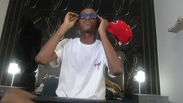 Snapshot of Joel_Bell chatting on 07-21-26, 12:06 Joel Bell online show from 07-21-26, 12:06