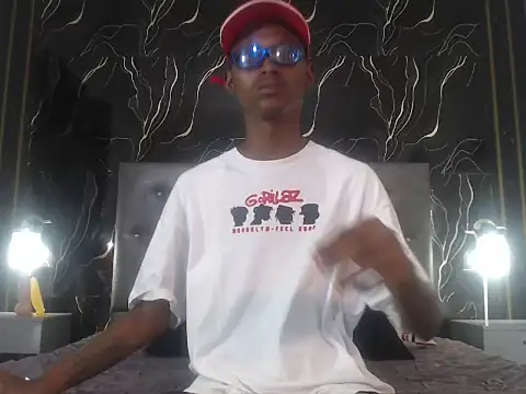 Snapshot of Joel_Bell chatting on 07-07-26, 12:09 Joel Bell online show from 07-07-26, 12:09