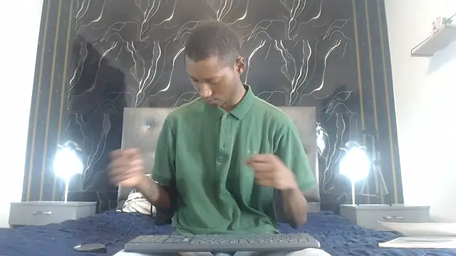 Snapshot of Joel_Bell chatting on 06-25-26, 12:21 Joel Bell online show from 06-25-26, 12:21