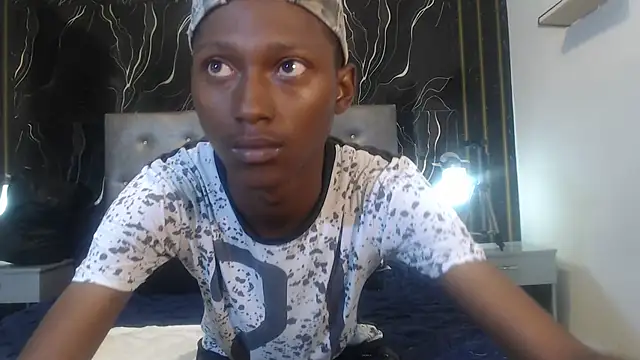 Snapshot of Joel_Bell chatting on 06-19-26, 12:44 Joel Bell online show from 06-19-26, 12:44