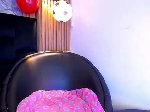 Snapshot of Zafira_Cass chatting on 07-09-26, 02:34 Zafira Cass online show from 07-09-26, 02:34