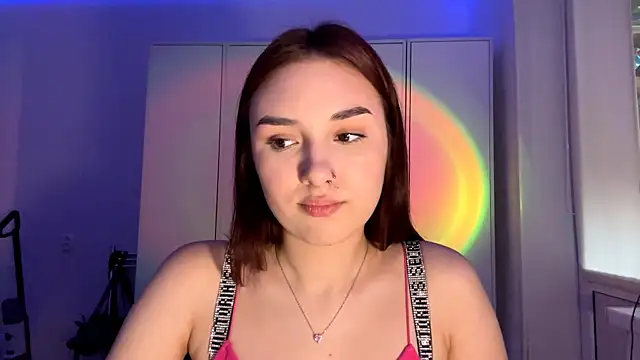 Snapshot of MerrileeUmbarger chatting on 06-25-26, 04:45 MerrileeUmbarger online show from 06-25-26, 04:45