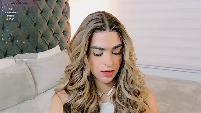 Scarlethvhonparker online show from 11-04-25, 02:04