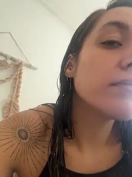 SOPHIA VELMONT online show from 06-21-26, 01:06