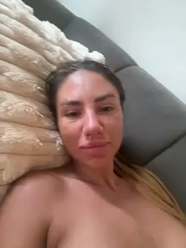 Snapshot of KaceySouthX chatting on 07-17-26, 07:05 KaceySouthX online show from 07-17-26, 07:05