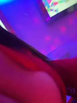 NiaBeurette online show from 07-08-26, 04:24