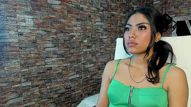 Bella stone  online show from 06-29-26, 07:02