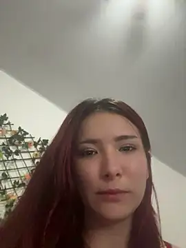 Snapshot of Scarlett_Livye chatting on 06-12-26, 03:59 Scarlett Livye online show from 06-12-26, 03:59
