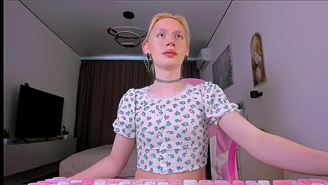  Maybe Baby online show from 07-25-26, 01:39