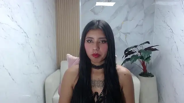 Snapshot of Scarlet_tf chatting on 06-13-26, 03:37 Scarlet tf online show from 06-13-26, 03:37