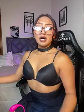 Snapshot of Cattleya_Love chatting on 06-28-26, 02:18 Cattleya Love online show from 06-28-26, 02:18