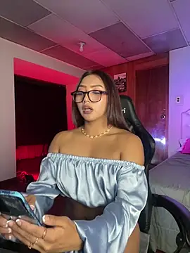 Snapshot of Cattleya_Love chatting on 07-09-26, 02:45 Cattleya Love online show from 07-09-26, 02:45