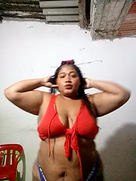Snapshot of KITTI_HOT_ chatting on 06-12-26, 04:10 KITTI HOT online show from 06-12-26, 04:10