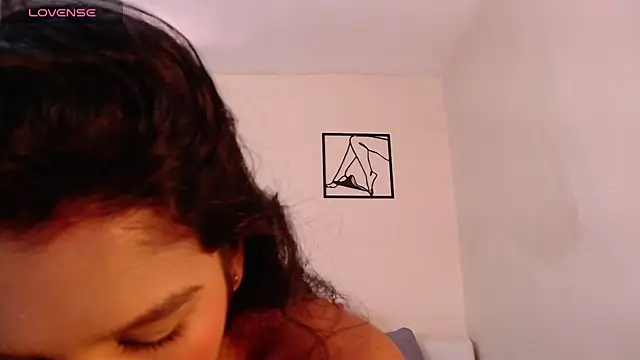 Veronica M online show from 06-24-26, 06:17