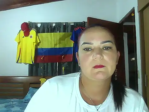 Snapshot of Ariel_691 chatting on 06-26-26, 10:04 Ariel 691 online show from 06-26-26, 10:04