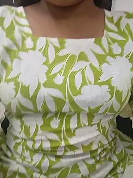 Snapshot of Bold-Divya1 chatting on 06-14-26, 04:08 Bold-Divya1 online show from 06-14-26, 04:08