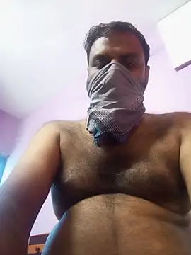 Snapshot of honeyybeetamil chatting on 06-15-26, 04:34 honeyybeetamil online show from 06-15-26, 04:34