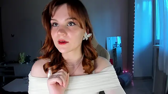 amelia braun online show from 06-18-26, 01:15