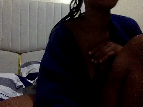 Lilmamaspark online show from 06-16-26, 04:40