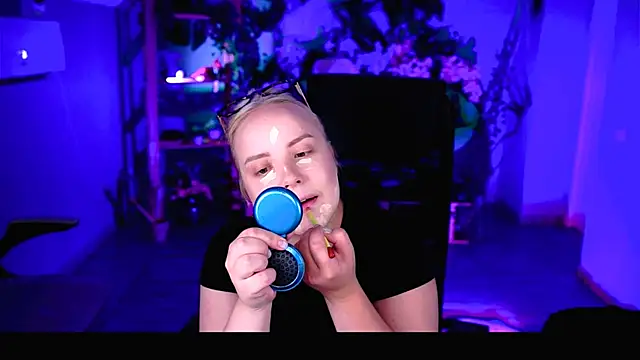 Snapshot of stellawatts chatting on 07-08-26, 12:06 stellawatts online show from 07-08-26, 12:06