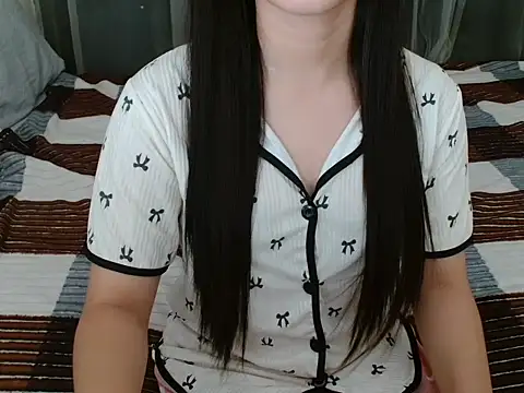 Snapshot of xsavanah01 chatting on 07-12-26, 07:42 xsavanah01 online show from 07-12-26, 07:42