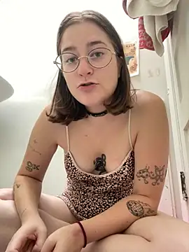 Snapshot of mclacy chatting on 06-30-26, 11:10 mclacy online show from 06-30-26, 11:10