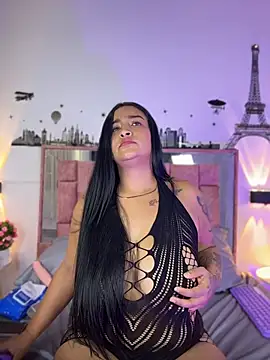 Snapshot of Celeste_1Sweet chatting on 06-18-26, 01:16 Celeste 1Sweet online show from 06-18-26, 01:16