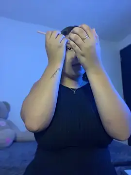 Snapshot of Fer_London chatting on 06-12-26, 08:28 Fer London online show from 06-12-26, 08:28