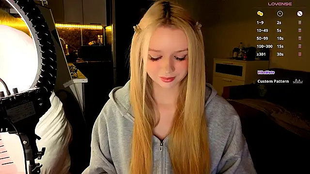 viyy online show from 07-11-26, 04:18