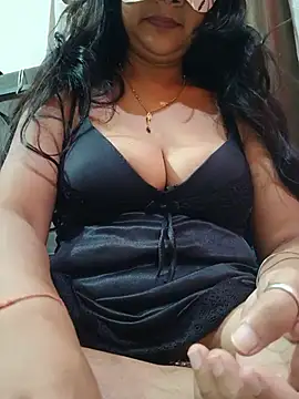 Snapshot of rashmi007 chatting on 06-26-26, 06:14 rashmi007 online show from 06-26-26, 06:14